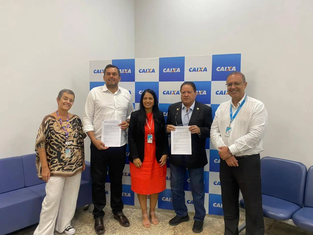 Recursolândia firma contrato de R$ 5 milhões com a Caixa para construção de casas populares